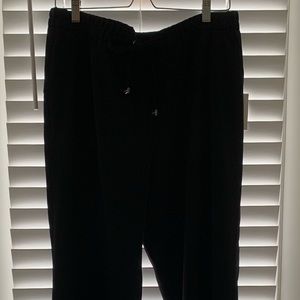 🌺NEW WITH TAGS! CALVIN KLEIN BLACK DRESS SLACKS•